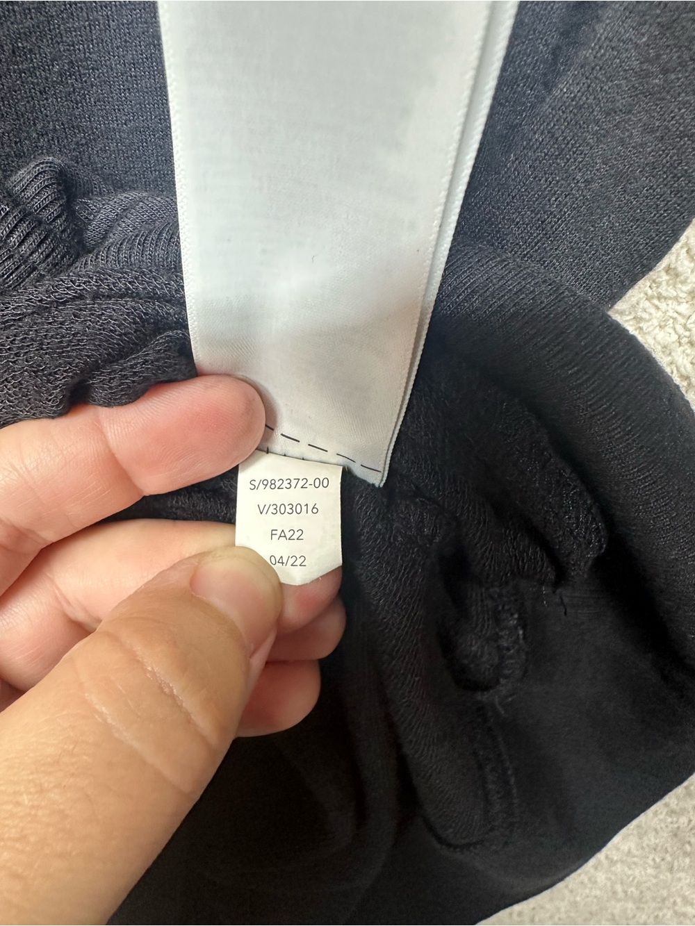 Athleta Sunrise V-Neck Sweatshirt Black Modal Lightweight Pullover Women’s M - Picture 7 of 10